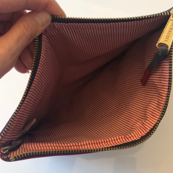 Hershel Leather Pouch - Picture 4 of 6